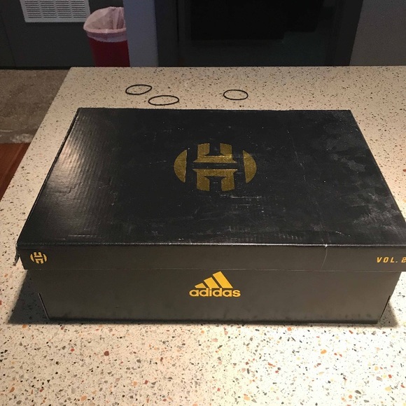 Harden Vol. 2 “lift off” size 12. Like new. - Picture 4 of 4